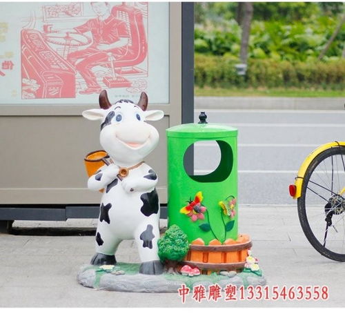 西安玻璃鋼仿真奶牛卡通雕塑 藝術與動畫的完美融合